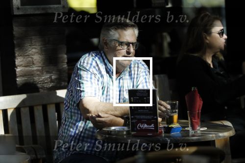 Amsterdam 17 september 2018
Hans v d Togt geniet van sigaretje bitterballen en een biertje op terras.