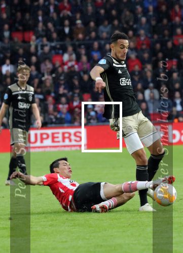 Eindhoven, 23 September 2018 PSV-AJAX Kompetitie, Seizoen 2018-2019 Eindstand 3-0
Hirving Lozano en Noussair Mazraoui