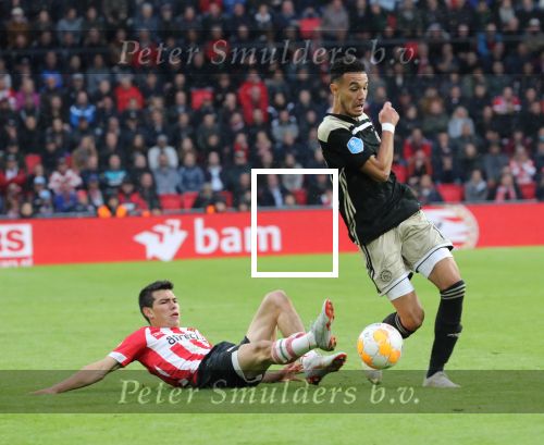 Eindhoven, 23 September 2018 PSV-AJAX Kompetitie, Seizoen 2018-2019 Eindstand 3-0
Hirving Lozano en Noussair Mazraoui