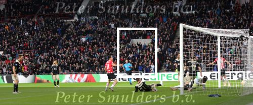 Eindhoven, 23 September 2018 PSV-AJAX Kompetitie, Seizoen 2018-2019 Eindstand 3-0
Hirving Lozano scoort 3-0