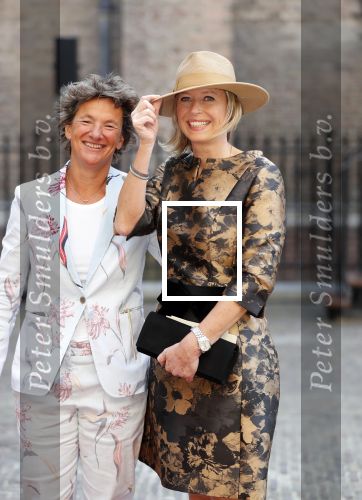 Den Haag 18 september 2018
Prinsjesdag 2018 op het binnenhof. Komning Willem Alexander Koningin Maxima Prins Constantijn en Prinses Laurentien zijn aanwezig. Kasja Ollongren minister van Binnenlandse Zaken en Koninkrijksrelaties arriveert met partner Irene van den Breke