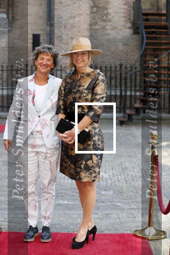 Den Haag 18 september 2018
Prinsjesdag 2018 op het binnenhof. Komning Willem Alexander Koningin Maxima Prins Constantijn en Prinses Laurentien zijn aanwezig. Kasja Ollongren minister van Binnenlandse Zaken en Koninkrijksrelaties arriveert met partner Irene van den Breke