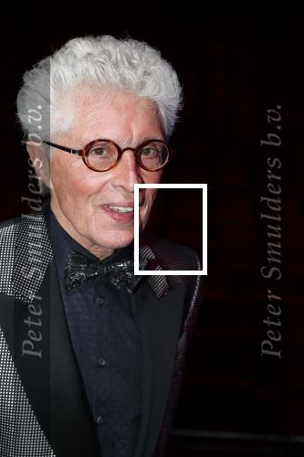 Utrecht 23 september 2018
Premiere Mamma Mia in beatrixtheater. Hoofdrollen zijn er voor Antje Monteiro Jolijn Henneman Sophia Wezer Hilke Bierman Dieter Troubleyn Emiel de Jong en Soy Kroon. Jacques d Ancona