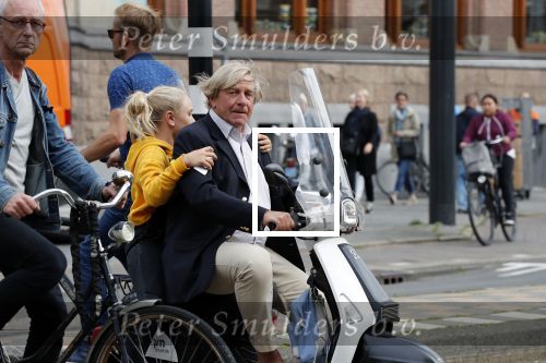 Amsterdam 14 september 2018

Jan Wieger van der Linden met zijn dochter op scooter.