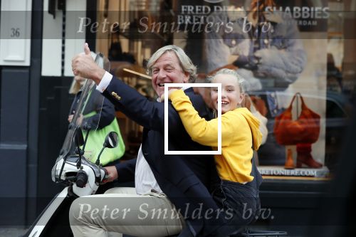 Amsterdam 14 september 2018

Jan Wieger van der Linden met zijn dochter op scooter.