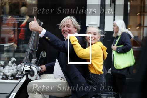Amsterdam 14 september 2018

Jan Wieger van der Linden met zijn dochter op scooter.