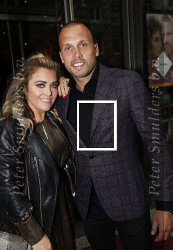 Amsterdam 10 september 2018
Feest Sjaak Swart in het nieuwe delamar theater. Johnny Heitinga en zijn vrouw Charlotte