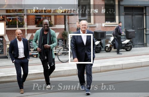 Amsterdam 10 september 2018
Feest Sjaak Swart in het nieuwe delamar theater. Joop v d Ende met zijn schoonzoon Vincent