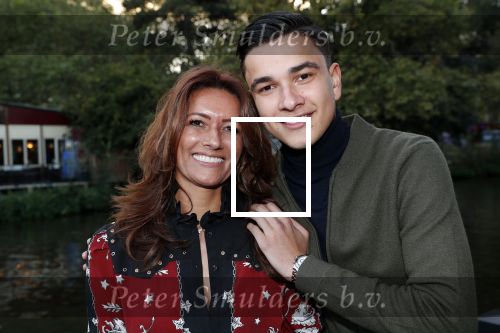 Amsterdam 25 september 2018
Presentatie Amsterdam XXXL bij sushisamba. Ruud Gullit kwam met zijn vriendin Karin de Rooij dochter Felicity en stiefzoon Nigel.