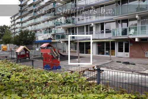Soest 11 september 2018
Karst v d Meulen  ( ex man Lenie t Hart) woont in een appartement boven een kinderdagverblijf.