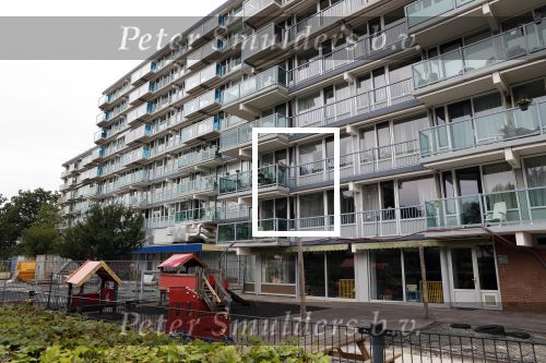 Soest 11 september 2018
Karst v d Meulen  ( ex man Lenie t Hart) woont in een appartement boven een kinderdagverblijf.