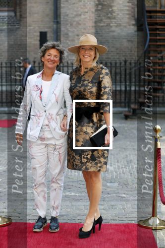 Den Haag 18 september 2018
Prinsjesdag 2018 op het binnenhof. Komning Willem Alexander Koningin Maxima Prins Constantijn en Prinses Laurentien zijn aanwezig. Kasja Ollongren minister van Binnenlandse Zaken en Koninkrijksrelaties arriveert met partner Irene van den Breke