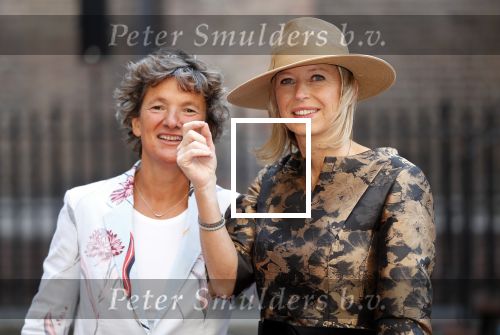 Den Haag 18 september 2018
Prinsjesdag 2018 op het binnenhof. Komning Willem Alexander Koningin Maxima Prins Constantijn en Prinses Laurentien zijn aanwezig. Kasja Ollongren minister van Binnenlandse Zaken en Koninkrijksrelaties arriveert met partner Irene van den Breke