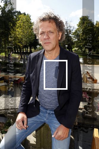 Amsterdam 7 september 2018
Presentatie stoptober 2018 door Froukje de Both met Katja Schuurman Jan Slagter en Kees v d Spek in Vondel CS.