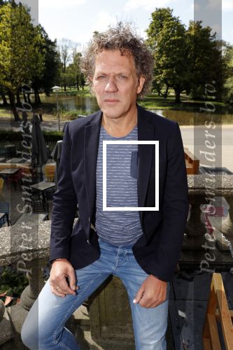 Amsterdam 7 september 2018
Presentatie stoptober 2018 door Froukje de Both met Katja Schuurman Jan Slagter en Kees v d Spek in Vondel CS.
