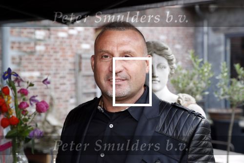 Etten Leur 21 september 2018
Patricia Paay verkoopt in winkels sjans in Etten Leur oude kleding tassen en schoenen van haar zelf.. Klaas Otto was er ook.