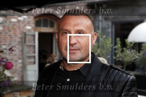 Etten Leur 21 september 2018
Patricia Paay verkoopt in winkels sjans in Etten Leur oude kleding tassen en schoenen van haar zelf.. Klaas Otto was er ook.