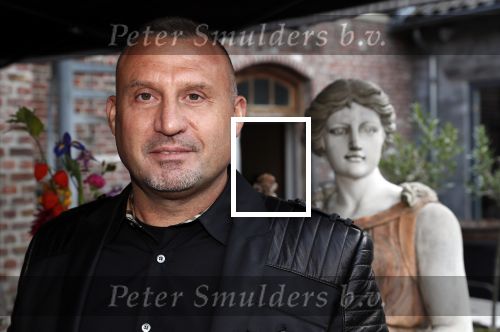 Etten Leur 21 september 2018
Patricia Paay verkoopt in winkels sjans in Etten Leur oude kleding tassen en schoenen van haar zelf.. Klaas Otto was er ook.