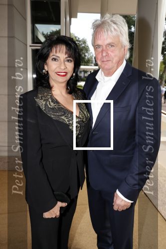 Amsterdam 16 september 2018
45 jaar Sheila de Vries in het Hilton. Laura Fyji met man