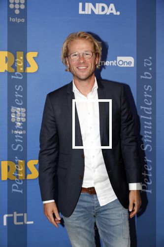 Amsterdam 17 september 2018
Premiere Doris in Tuschinski. De cast bestaat uit oa Tjitske Reidinga Guy Clemens Bracha v Doesburgh Tanik Moree Peter Blok . Leo Alkemade met zomaar iemand