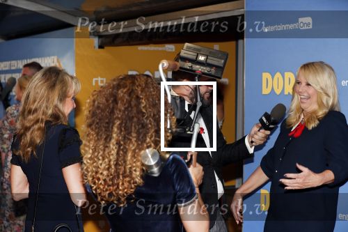 Amsterdam 17 september 2018
Premiere Doris in Tuschinski. De cast bestaat uit oa Tjitske Reidinga Guy Clemens Bracha v Doesburgh Tanik Moree Peter Blok .