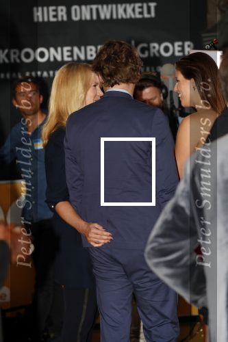 Amsterdam 17 september 2018
Premiere Doris in Tuschinski. De cast bestaat uit oa Tjitske Reidinga Guy Clemens Bracha v Doesburgh Tanik Moree Peter Blok .
