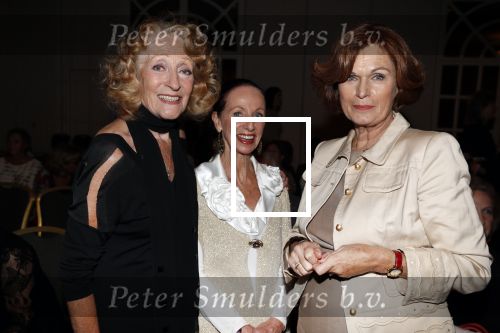 Amsterdam 16 september 2018
45 jaar Sheila de Vries in het Hilton. Liz Snoijink met Gerrie v d Klei