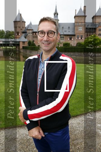 Haarzuilens 12 september 2018
Presentatie cast RTL Kerstshow op kasteel de haar. De cast bestaat uit Carlo Boszhard Buddy Vedder Esmee v Kampen Berget Lewis Pip Pellens Fred v Leer Ger Otte Celinde Schoenmaker en de kerstman. Marc Forno