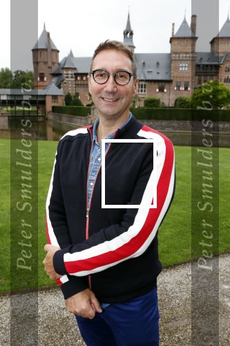 Haarzuilens 12 september 2018
Presentatie cast RTL Kerstshow op kasteel de haar. De cast bestaat uit Carlo Boszhard Buddy Vedder Esmee v Kampen Berget Lewis Pip Pellens Fred v Leer Ger Otte Celinde Schoenmaker en de kerstman. Marc Forno
