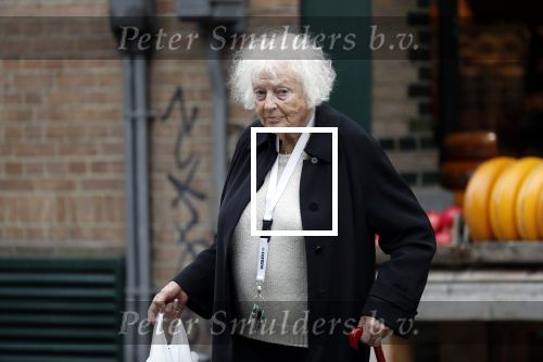 Amsterdam 10 september 2018
Marjan Berk doet boodschappen op de cornelis schuytstraat.