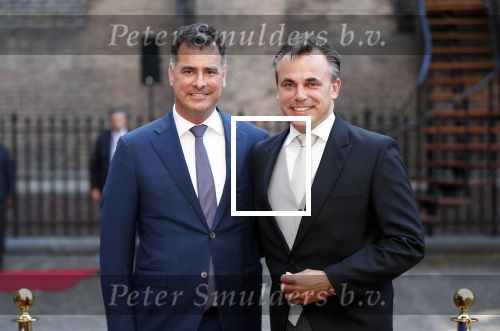 Den Haag 18 september 2018
Prinsjesdag 2018 op het binnenhof. Komning Willem Alexander Koningin Maxima Prins Constantijn en Prinses Laurentien zijn aanwezig. Staatssecretaris Mark Harbers van Justitie en Veiligheid met partner Bart Rovekamp