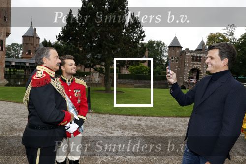 Haarzuilens 12 september 2018
Presentatie cast RTL Kerstshow op kasteel de haar. De cast bestaat uit Carlo Boszhard Buddy Vedder Esmee v Kampen Berget Lewis Pip Pellens Fred v Leer Ger Otte Celinde Schoenmaker en de kerstman. Maurice Wijnen