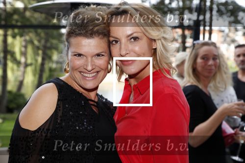 Amsterdam 16 september 2018
45 jaar Sheila de Vries in het Hilton.
Micky Hoogendijk met Anouk v Nes