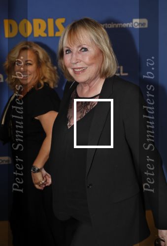 Amsterdm 17 september 2018
Premiere Doris in Tuschinski. De cast bestaat uit oa Tjitske Reidinga Guy Clemens Bracha v Doesburgh Tanik Moree Peter Blok . Mireille Bekooy