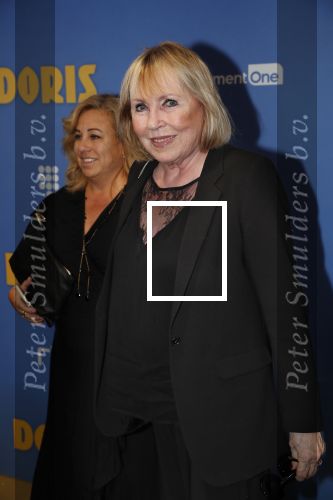 Amsterdm 17 september 2018
Premiere Doris in Tuschinski. De cast bestaat uit oa Tjitske Reidinga Guy Clemens Bracha v Doesburgh Tanik Moree Peter Blok . Mireille Bekooy