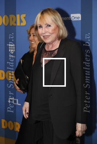 Amsterdm 17 september 2018
Premiere Doris in Tuschinski. De cast bestaat uit oa Tjitske Reidinga Guy Clemens Bracha v Doesburgh Tanik Moree Peter Blok . Mireille Bekooy