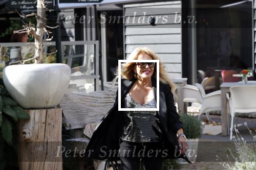 Etten Leur 21 september 2018
Patricia Paay verkoopt in winkels sjans in Etten Leur oude kleding tassen en schoenen van haar zelf.
