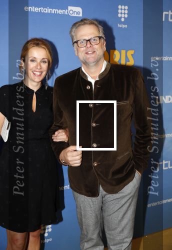 Amsterdam 17 september 2018
Premiere Doris in Tuschinski. De cast bestaat uit oa Tjitske Reidinga Guy Clemens Bracha v Doesburgh Tanik Moree Peter Blok . Patrick Stoof en Annick Boer