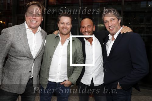 Amsterdam 10 september 2018
Feest Sjaak Swart in het nieuwe delamar theater. ralph de Vries met vrienden
