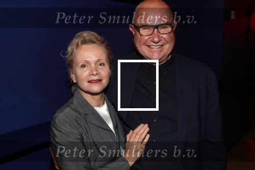 Amstelveen 24 september 2018
Premiere tussen kunst en kitch in schouwburg Amstelveen. Renee Soutendijk met man Thed Lensen