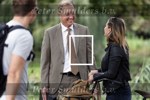 Amsterdam 16 september 2018
Rick Nieman heeft fotoshoot in Vondelpark en poseert daarna met zijn vrouw Sacha de Boer