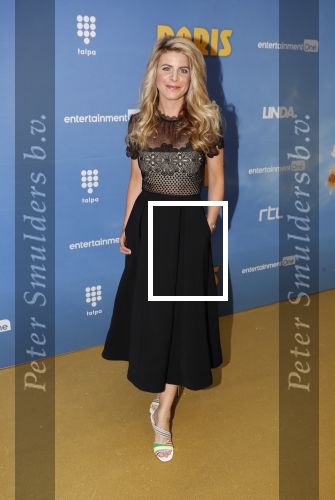 Amsterdam 17 september 2018
Premiere Doris in Tuschinski. De cast bestaat uit oa Tjitske Reidinga Guy Clemens Bracha v Doesburgh Tanik Moree Peter Blok . Guy Clemens met partner Rosa Reuten