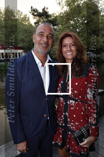 Amsterdam 25 september 2018
Presentatie Amsterdam XXXL bij sushisamba. Ruud Gullit kwam met zijn vriendin Karin de Rooij dochter Felicity en stiefzoon Nigel.