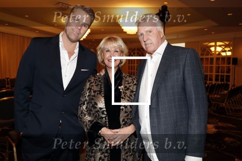 Amsterdam 16 september 2018
45 jaar Sheila de Vries in het Hilton. Sheila met haar man en zoon