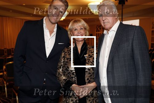 Amsterdam 16 september 2018
45 jaar Sheila de Vries in het Hilton. Sheila met haar man en zoon