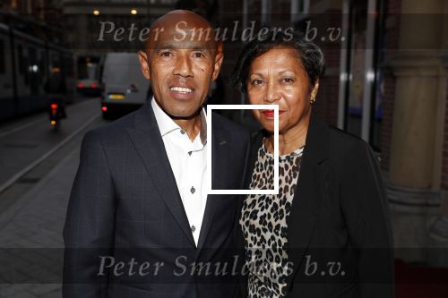 Amsterdam 10 september 2018
Feest Sjaak Swart in het nieuwe delamar theater. Simon Tahamata met zijn vrouw