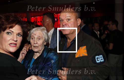Amsterdam 30 september 2018
1 jaar Annie MG Schmidt in het delamar theater. Simone Kleinsma krijgt koninklijke onderscheiding.