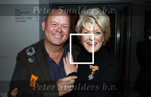 Amsterdam 30 september 2018
1 jaar Annie MG Schmidt in het delamar theater. Simone Kleinsma krijgt koninklijke onderscheiding. Paul de Leeuw