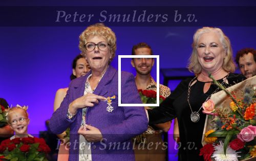 Amsterdam 30 september 2018
1 jaar Annie MG Schmidt in het delamar theater. Simone Kleinsma krijgt koninklijke onderscheiding. . Met Joan de Zwart Bloch ( burgemeester Blaricum)