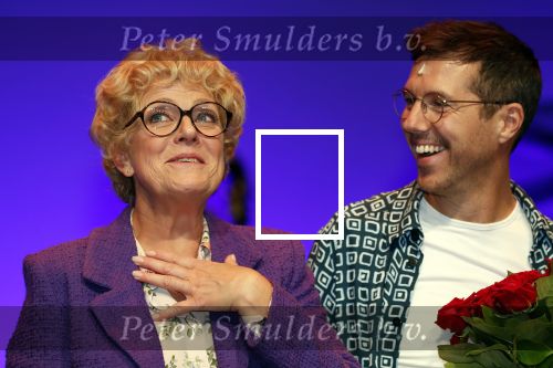 Amsterdam 30 september 2018
1 jaar Annie MG Schmidt in het delamar theater. Simone Kleinsma krijgt koninklijke onderscheiding.